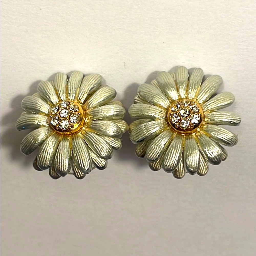 Brighton DAZY Silver and Gold Flower Post Earrings NWOT